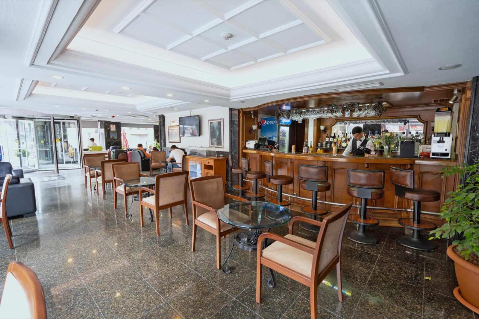 Lobby bar and lounge seating at The Green Park Hotel Taksim in Istanbul